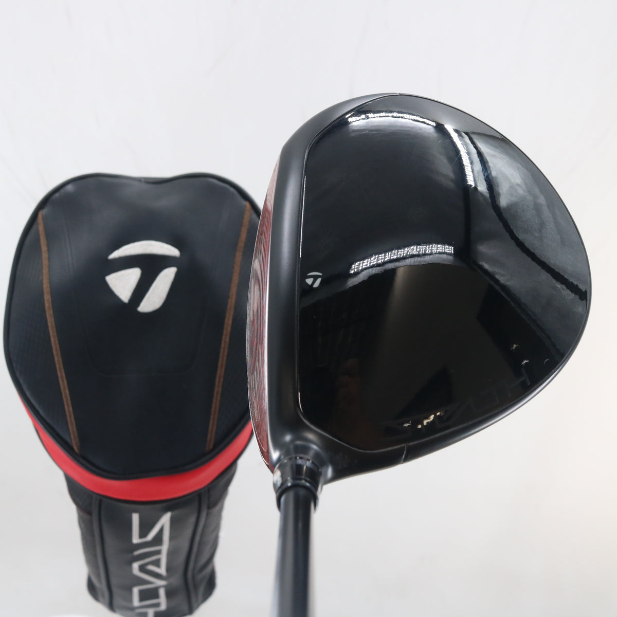 TaylorMade Stealth 2 Plus Driver 9 Degree Aldila Rogue Stiff Headcover A-163801