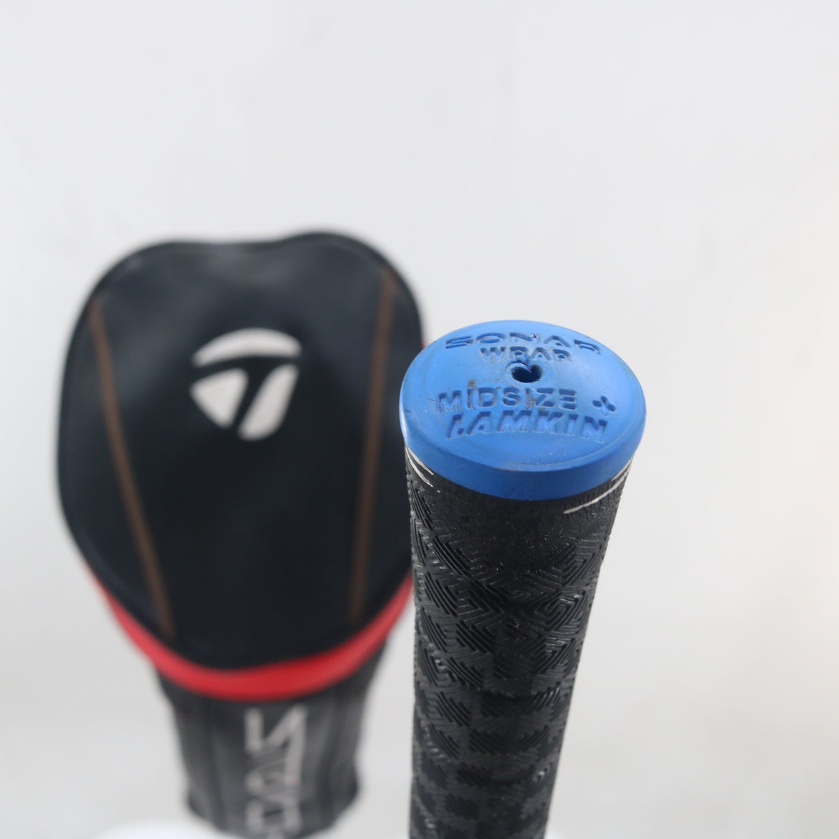 TaylorMade Stealth 2 Plus Driver 9 Degree Aldila Rogue Stiff Headcover A-163801