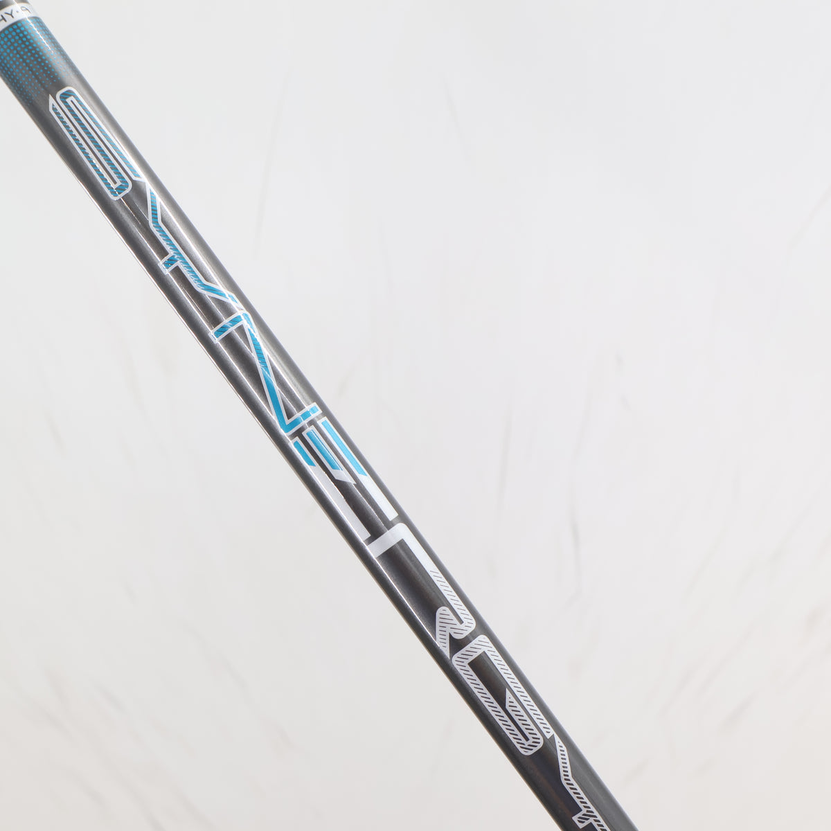 Callaway Rogue X 4 Hyrbid 20 Degrees Graphite Synergy Senior Right Hand M-165005