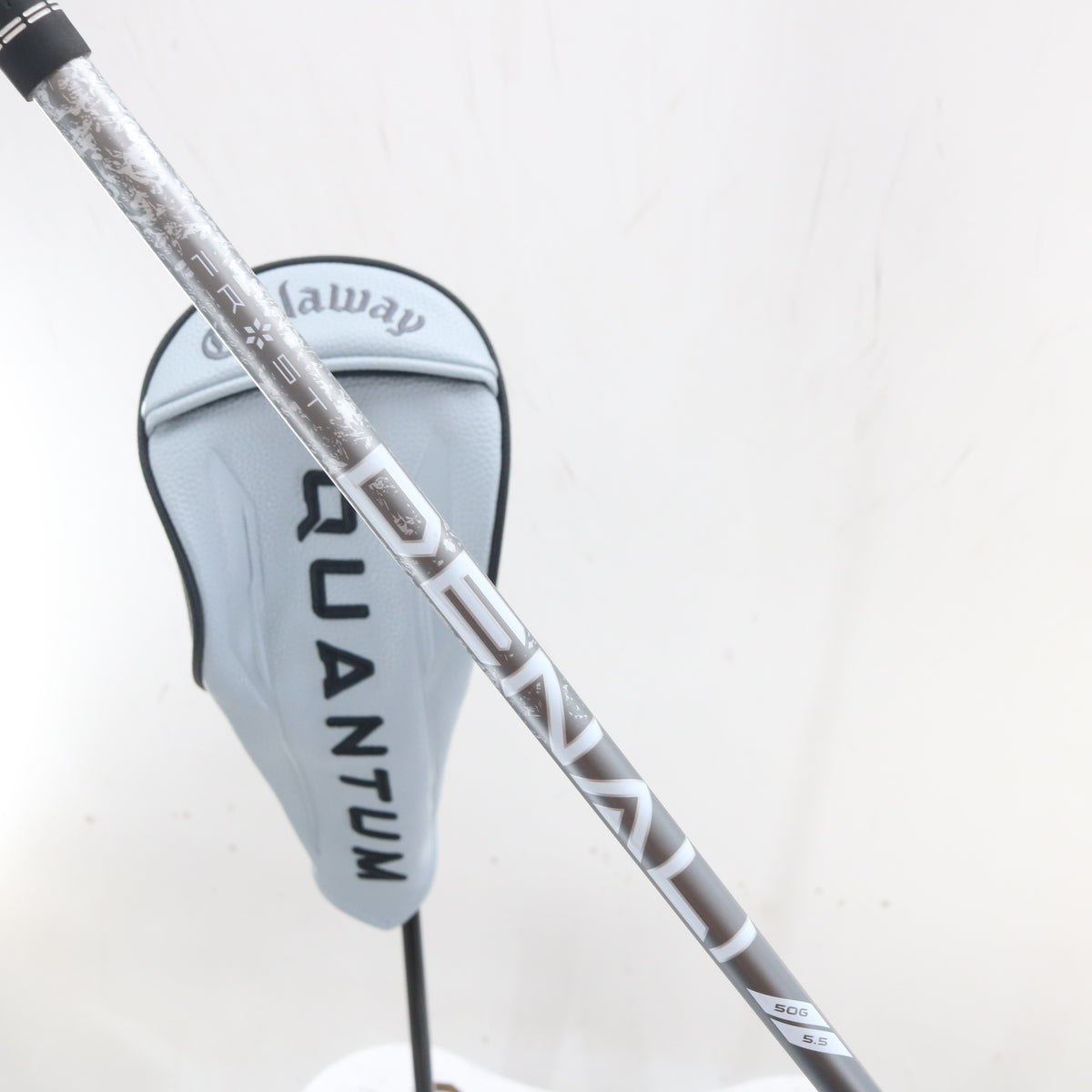 Callaway Quantum Max Driver 9.0 Deg Frost Denali 5.5 Regular HeadCover S-163983