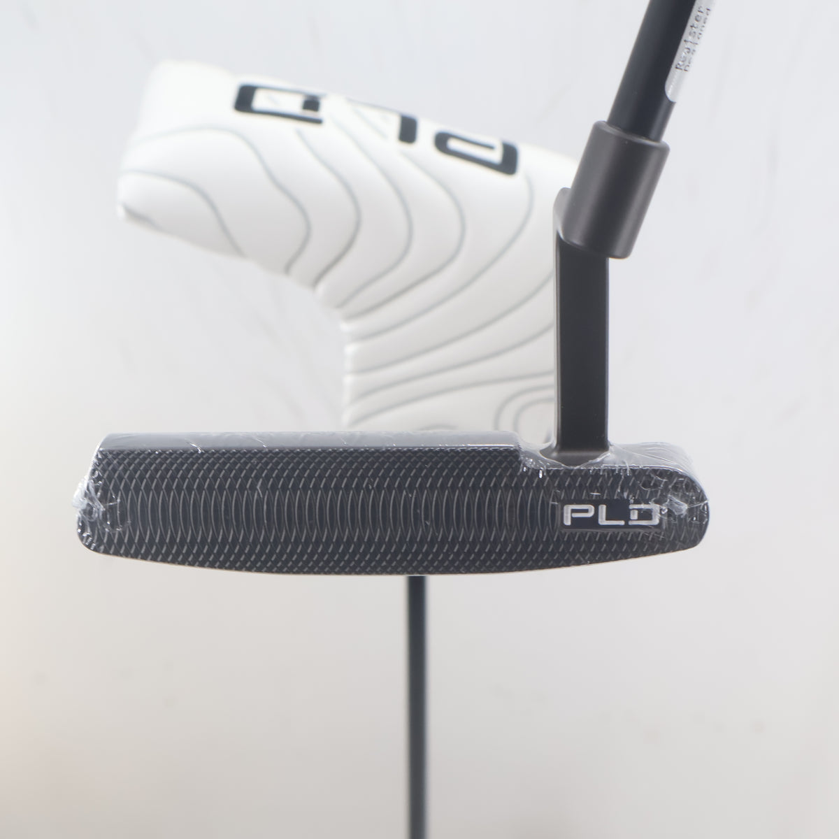 Ping PLD Milled Anser Gunmetal Putter 35" Graphite Right Hand HeadCover S-165128