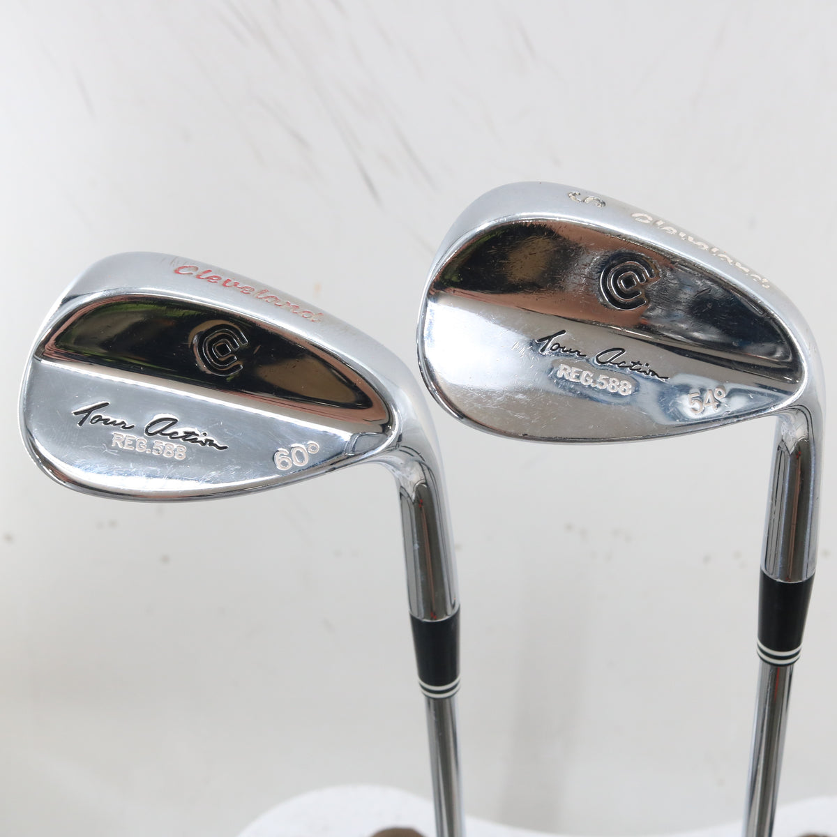 Cleveland 588 Tour Satin Chrome Wedge Set 54 & 60 Deg Steel Right Hand S-164122