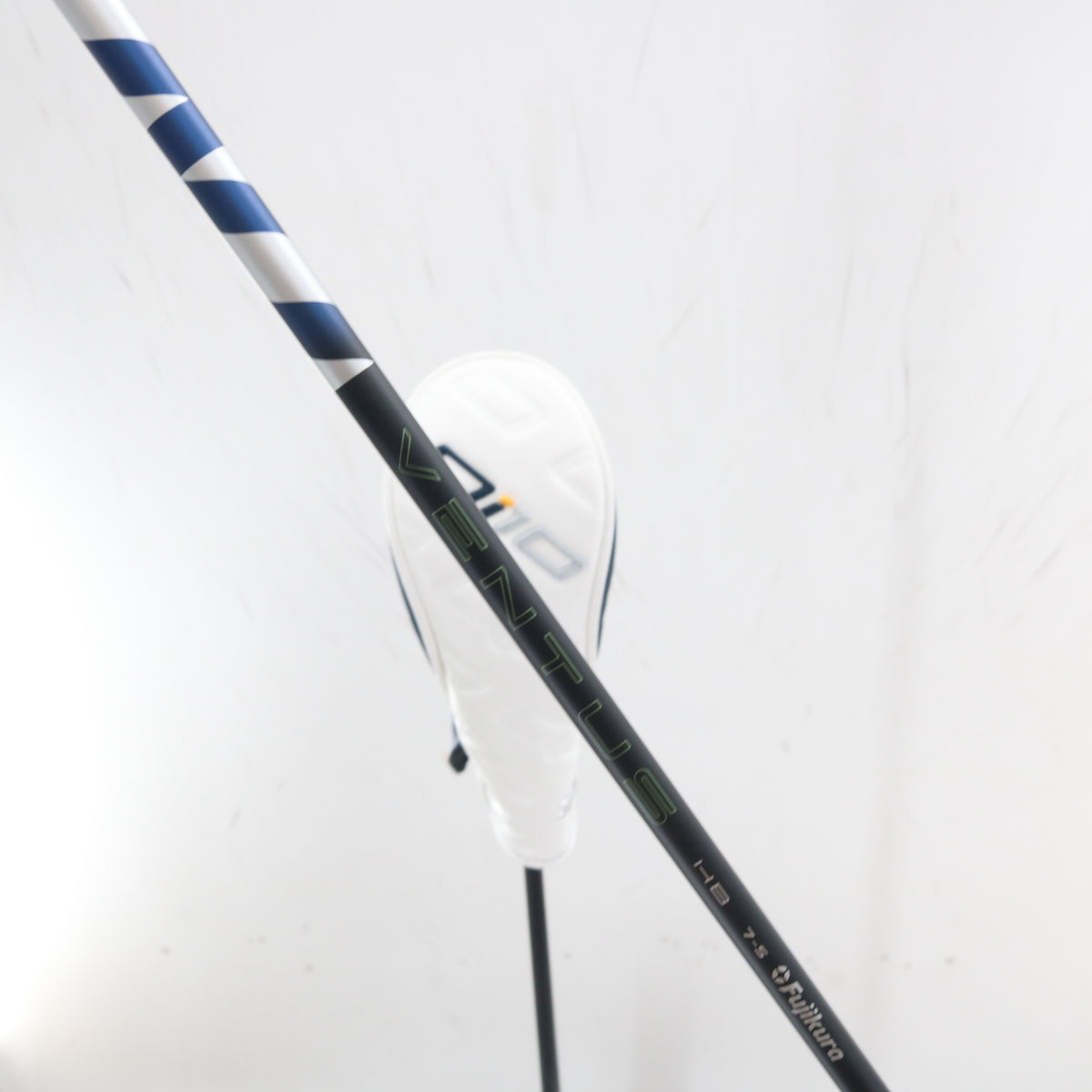 TaylorMade Qi10 Tour Rescue 3 Hybrid 19.5 Deg Graphite Stiff Left Hand S-164301