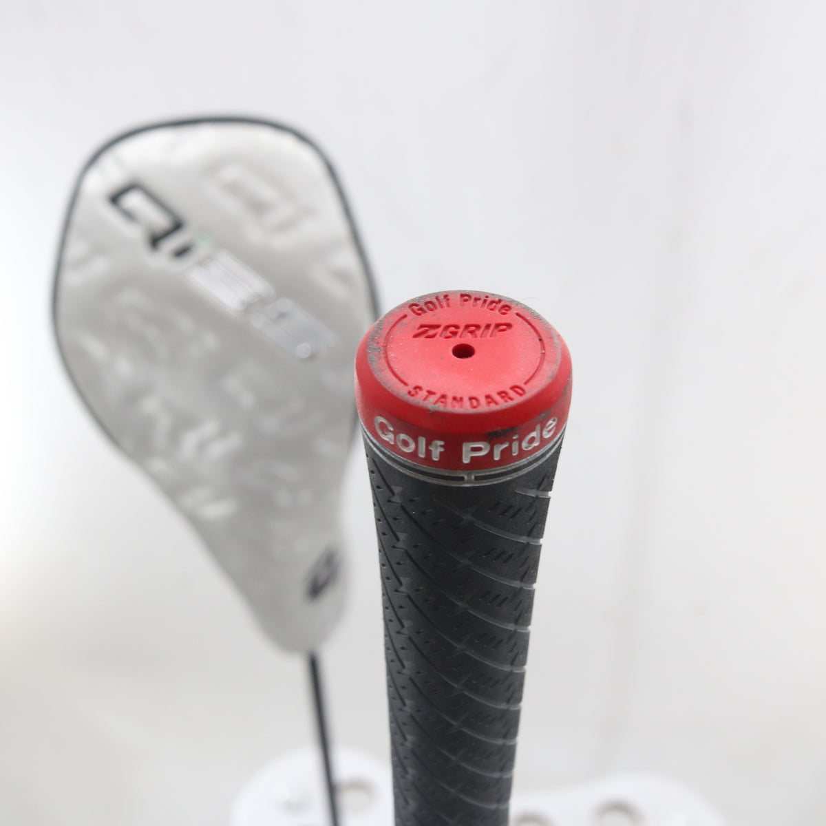 Taylormade Qi35 Matte Chromium Driver 9.0 Deg Red Kai'li 60S Stiff RH S-164318