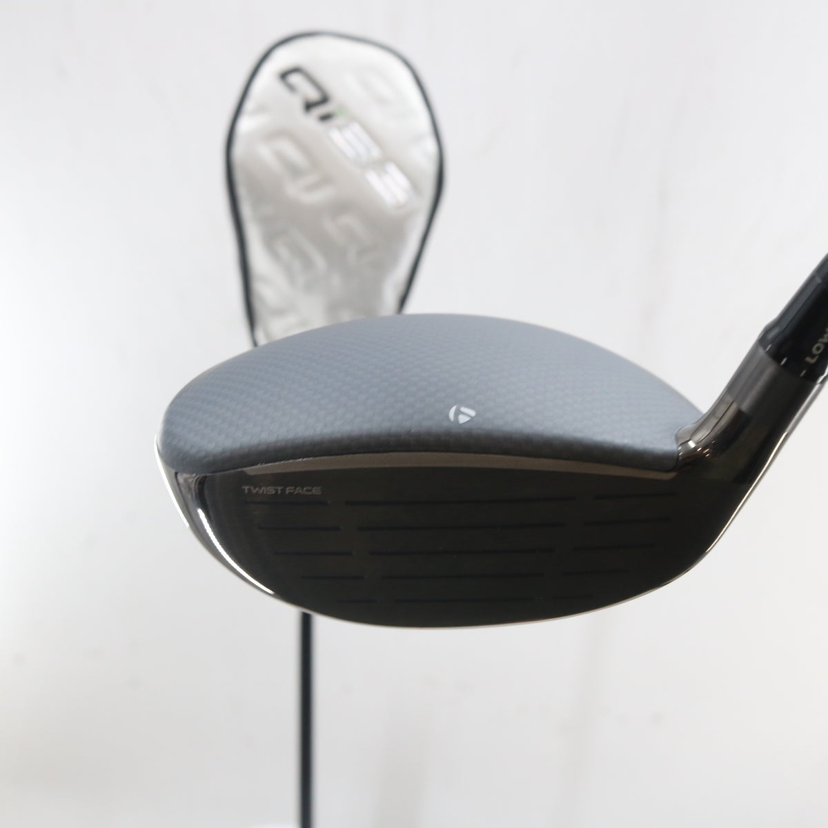 Taylormade Qi35 Max 3 Fairway Wood 15.5 Degrees Vanquish 4/R2 Senior RH S-164322
