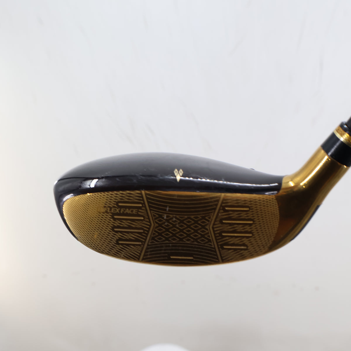 XXIO Prime Royal Edition 4H Hybrid 19 Deg Graphite R Regular Right Hand S-165383
