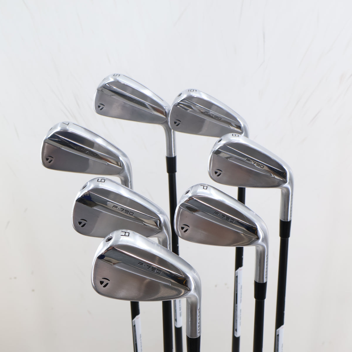 TaylorMade P790 Iron Set 5-P,A Fujikura Axiom 105 Stiff Velocore -1" A-164236