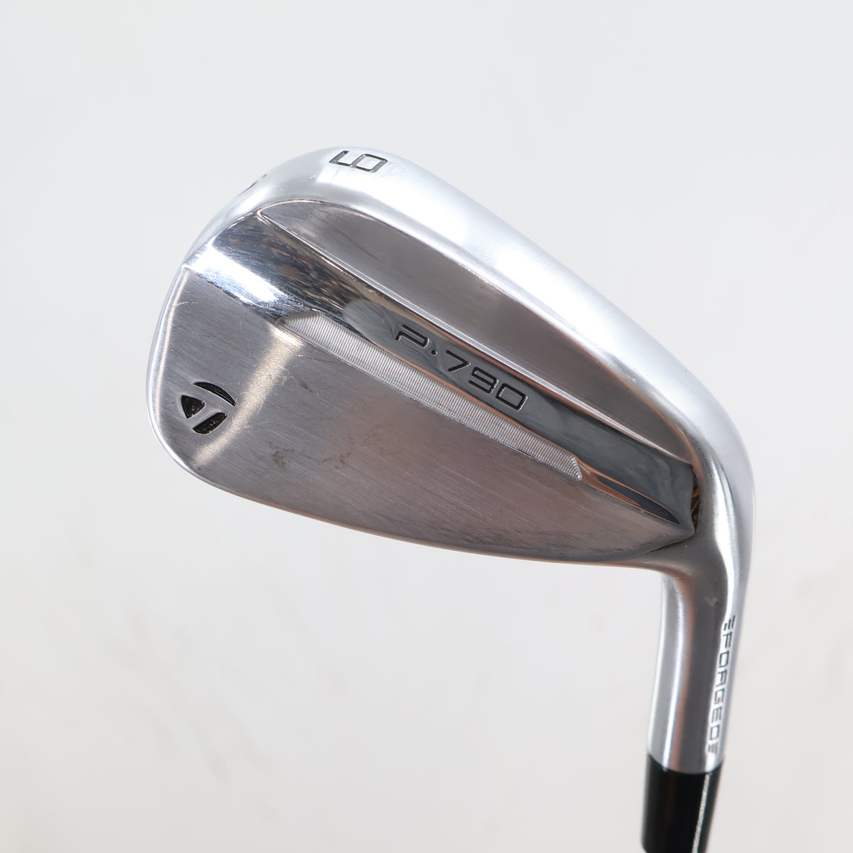 TaylorMade P790 Iron Set 5-P,A Fujikura Axiom 105 Stiff Velocore -1" A-164236