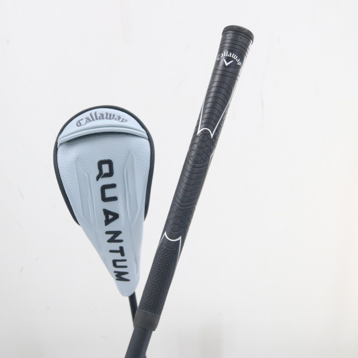Callaway Quantum Max Fast 6 Hybrid 28 Deg Vanquish R2 Senior Right-Hand A-160230