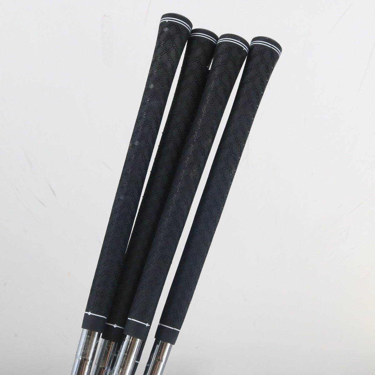 Titleist AP1 712 Iron Set 6-P,W Steel Dynalite Gold XP R300 Regular RH A-160409