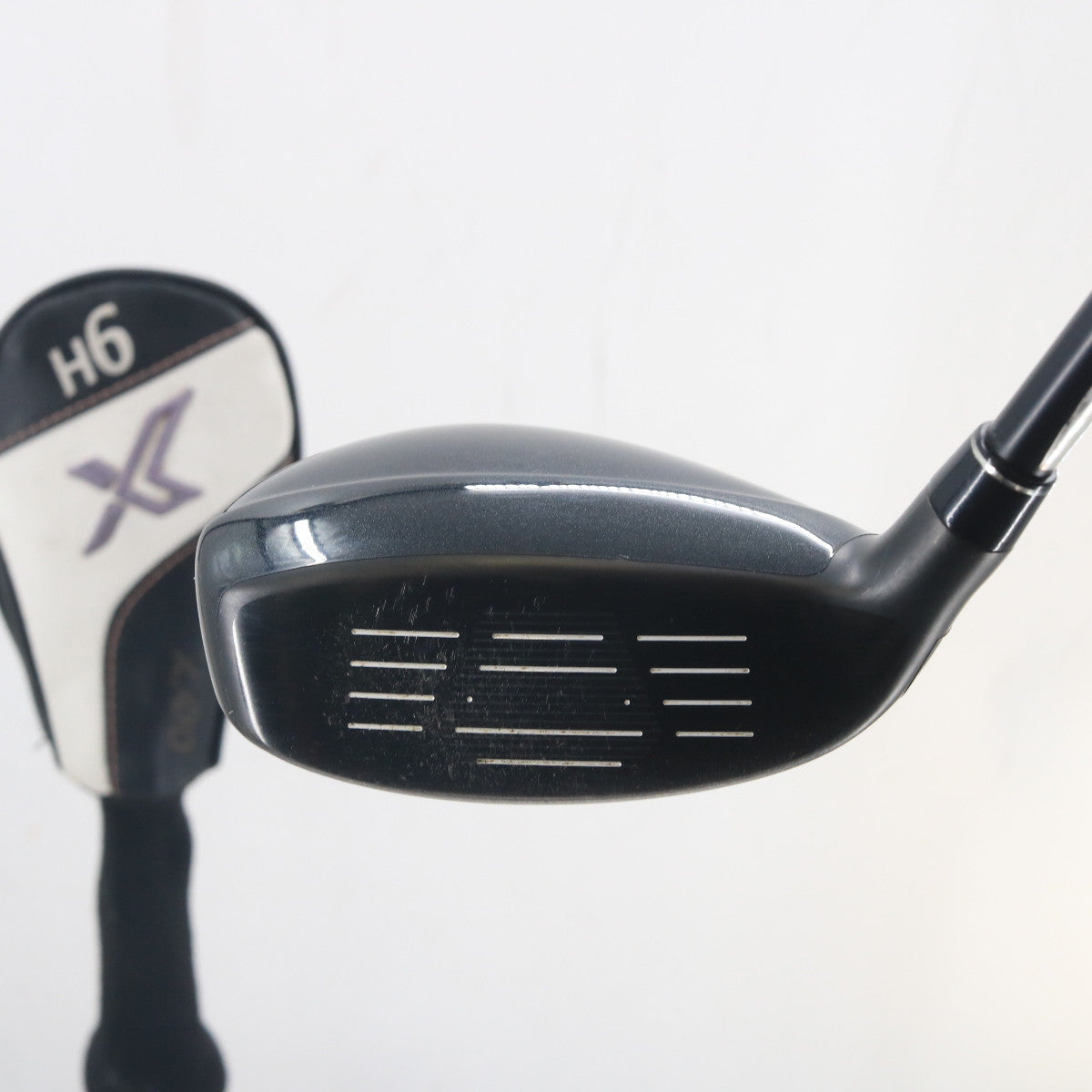 XXIO X Black 6 Hybrid 26 Deg Graphite Miyazaki AX-1 Regular Headcover A-161321