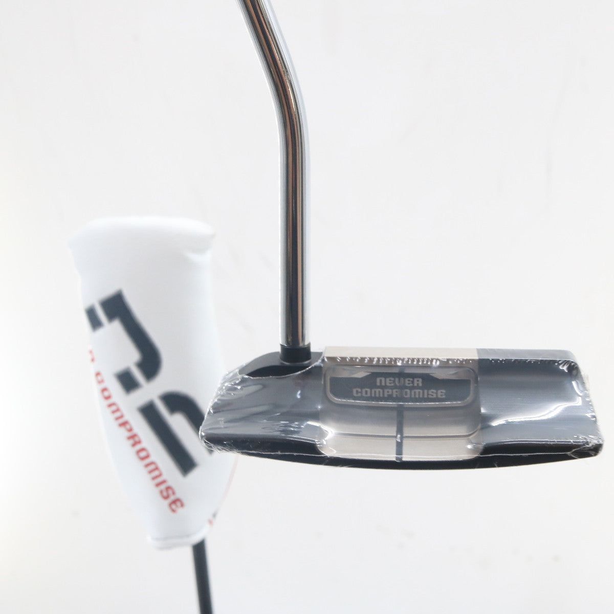 Never Compromise Reserve 2 Putter 32 Inches Steel Headcover Right-Hand A-161619
