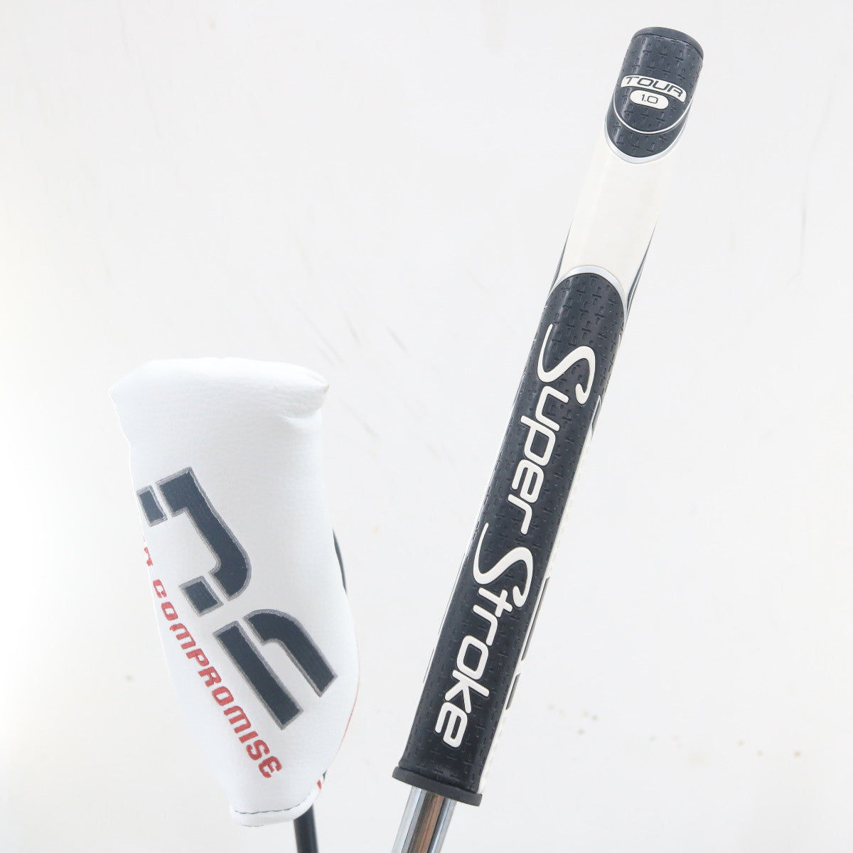 Never Compromise Reserve 2 Putter 32 Inches Steel Headcover Right-Hand A-161619