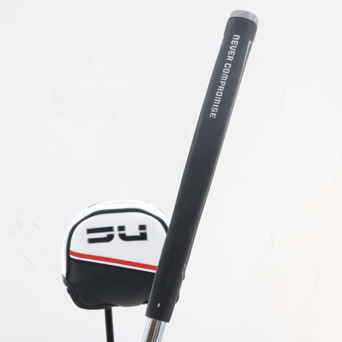 Never Compromise Reserve 3 NC Contrast Putter 34 Inches Steel Headcover A-162073