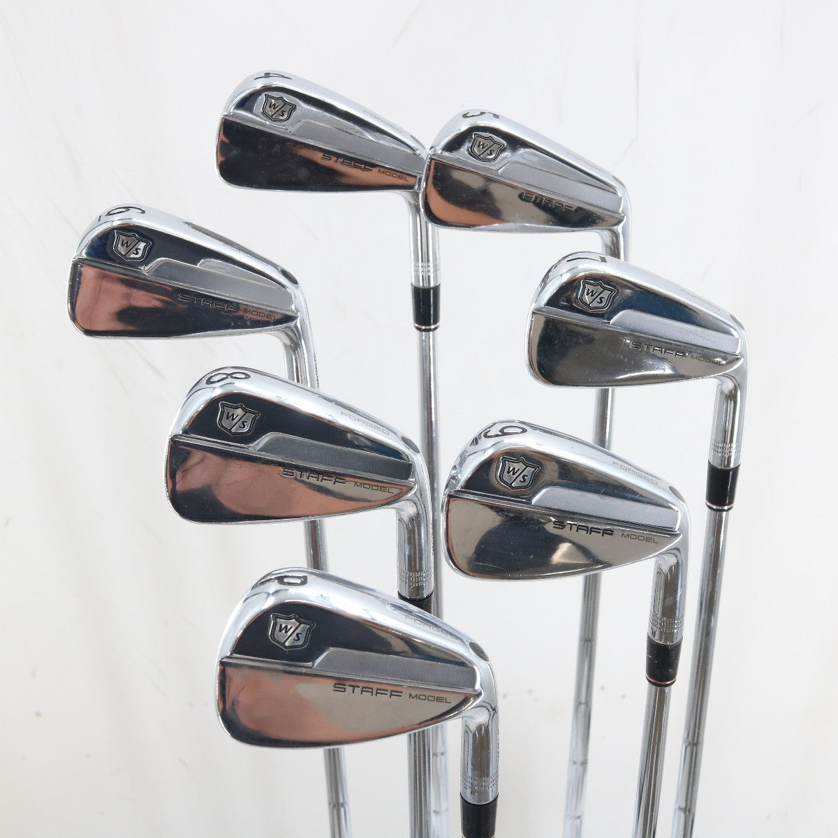 Wilson Staff Model Blade Iron Set 4-P Steel Dynamic Gold X-Stiff +1" A-162928
