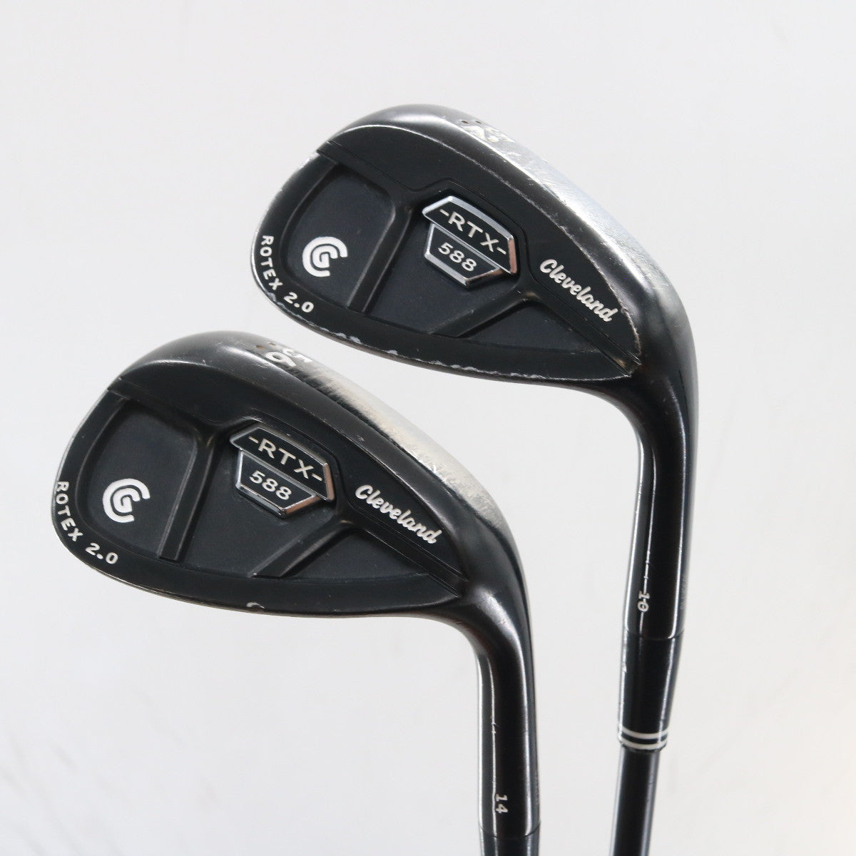 Cleveland 588 RTX 2.0 CB Black Satin Wedge Set 52.10 & 56.14 Graphite A-163489