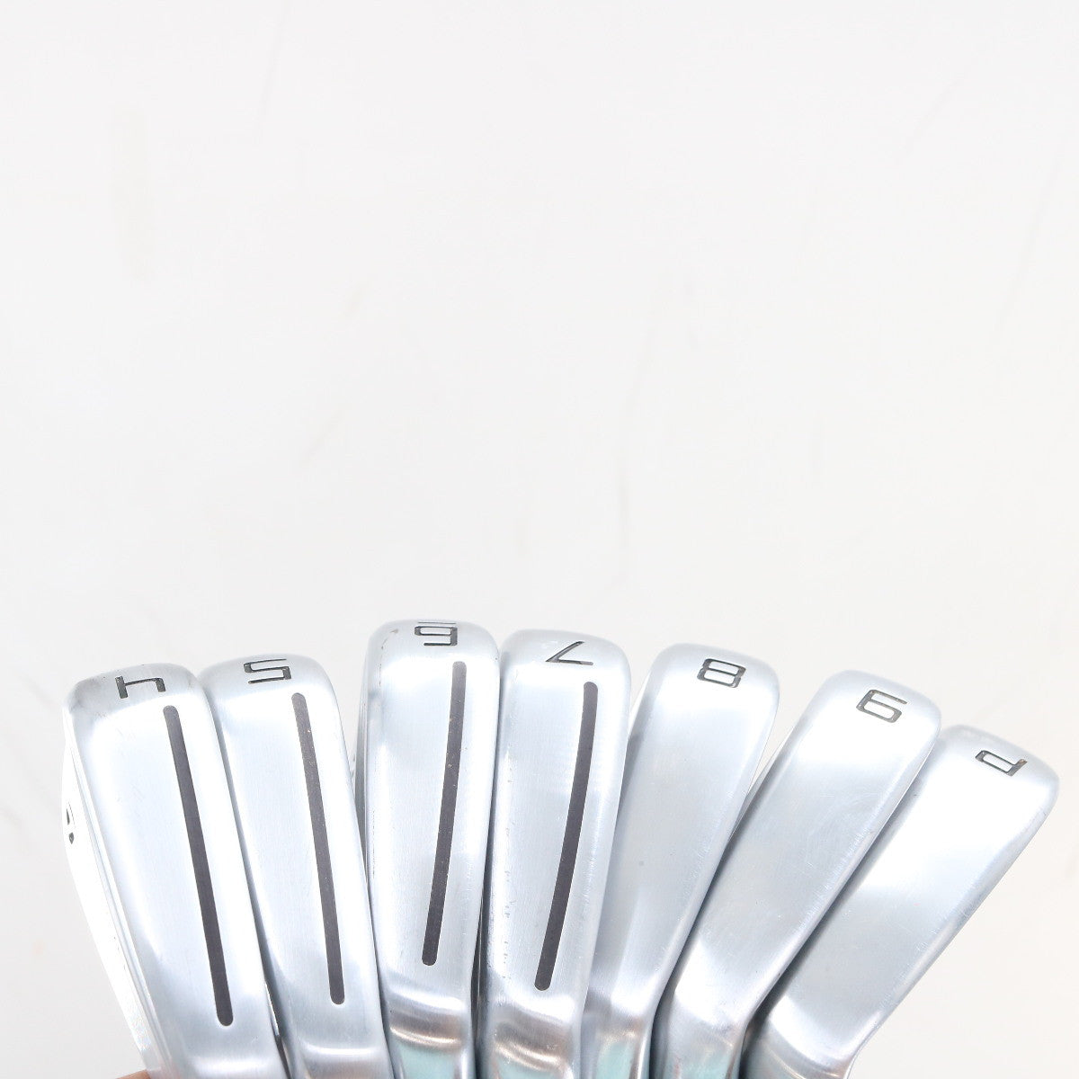 TaylorMade P770 Forged Iron Set 4-P Graphite Fujikura Axiom Stiff Flex A-163760