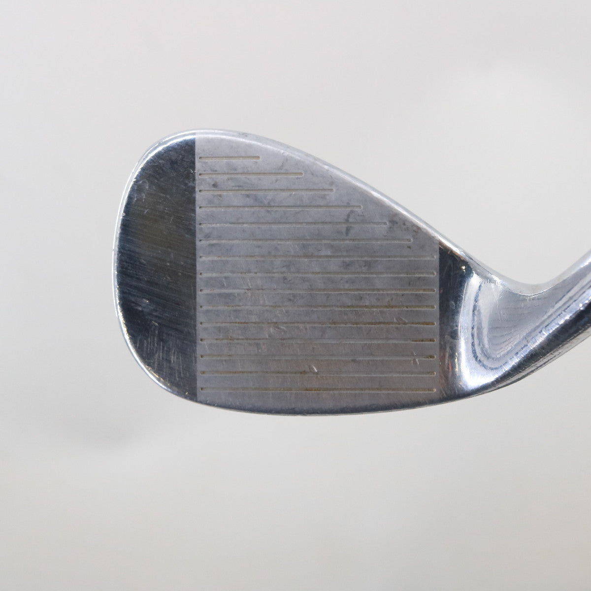 Cleveland 588 DSG Dynamic Sole Grind Sand Wedge 54 Deg Steel Right-Hand C-155600