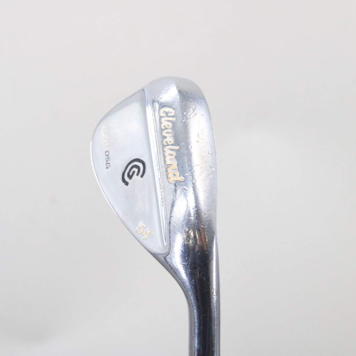 Cleveland 588 DSG Dynamic Sole Grind Sand Wedge 54 Deg Steel Right-Hand C-155600