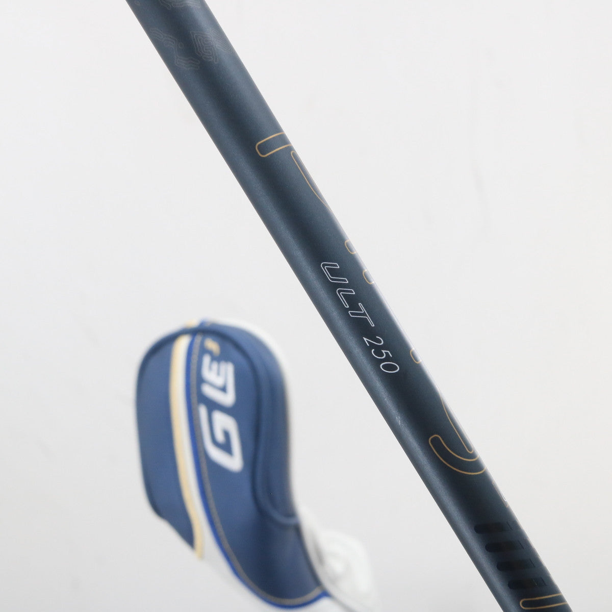 Ping G Le3 6 Hybrid 30 Deg Graphite ULT250 Ladies Flex Right-Hand G-161401