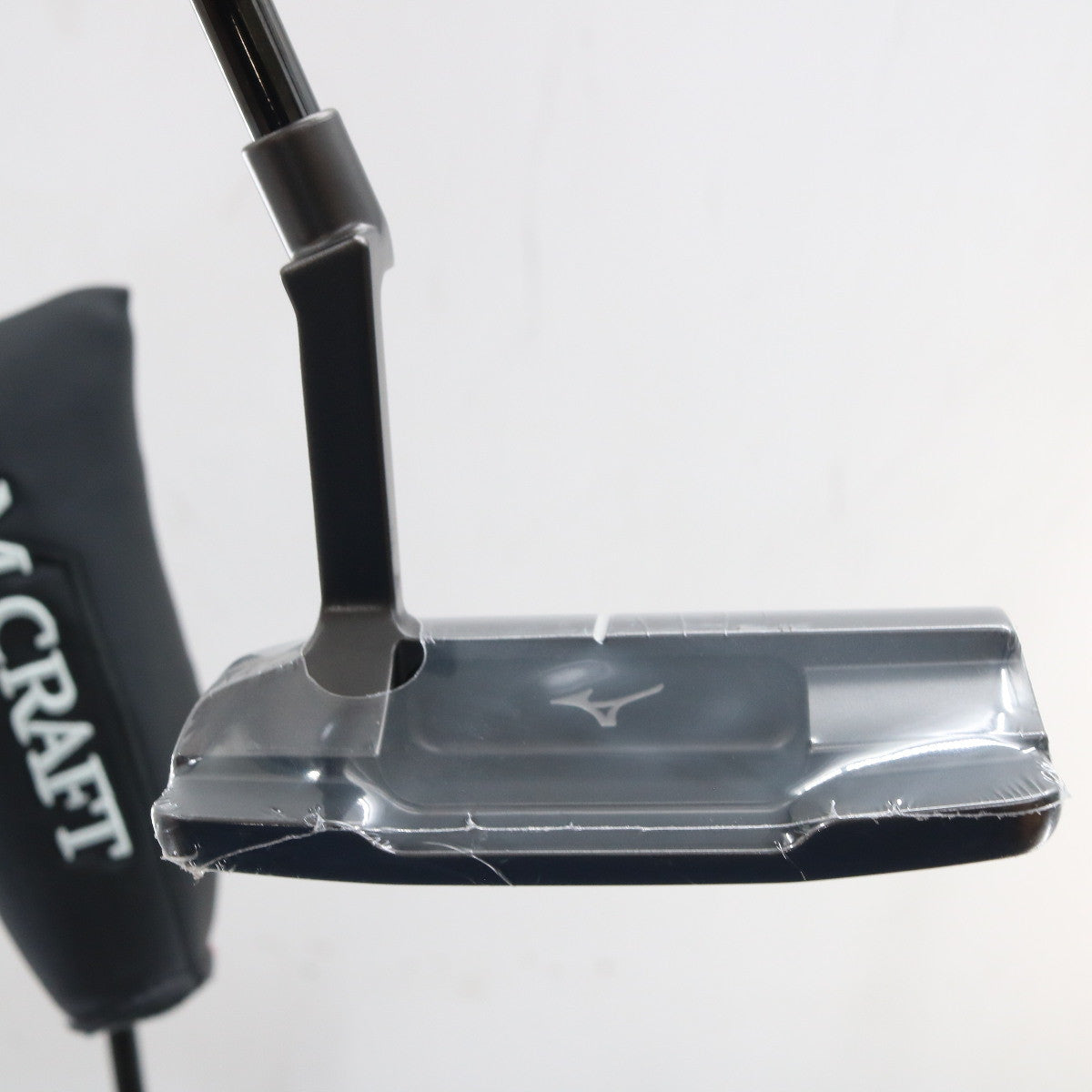 Mizuno M Craft Osaka P Nickel Blade Putter 35 Inches Steel Right Hand G-163608