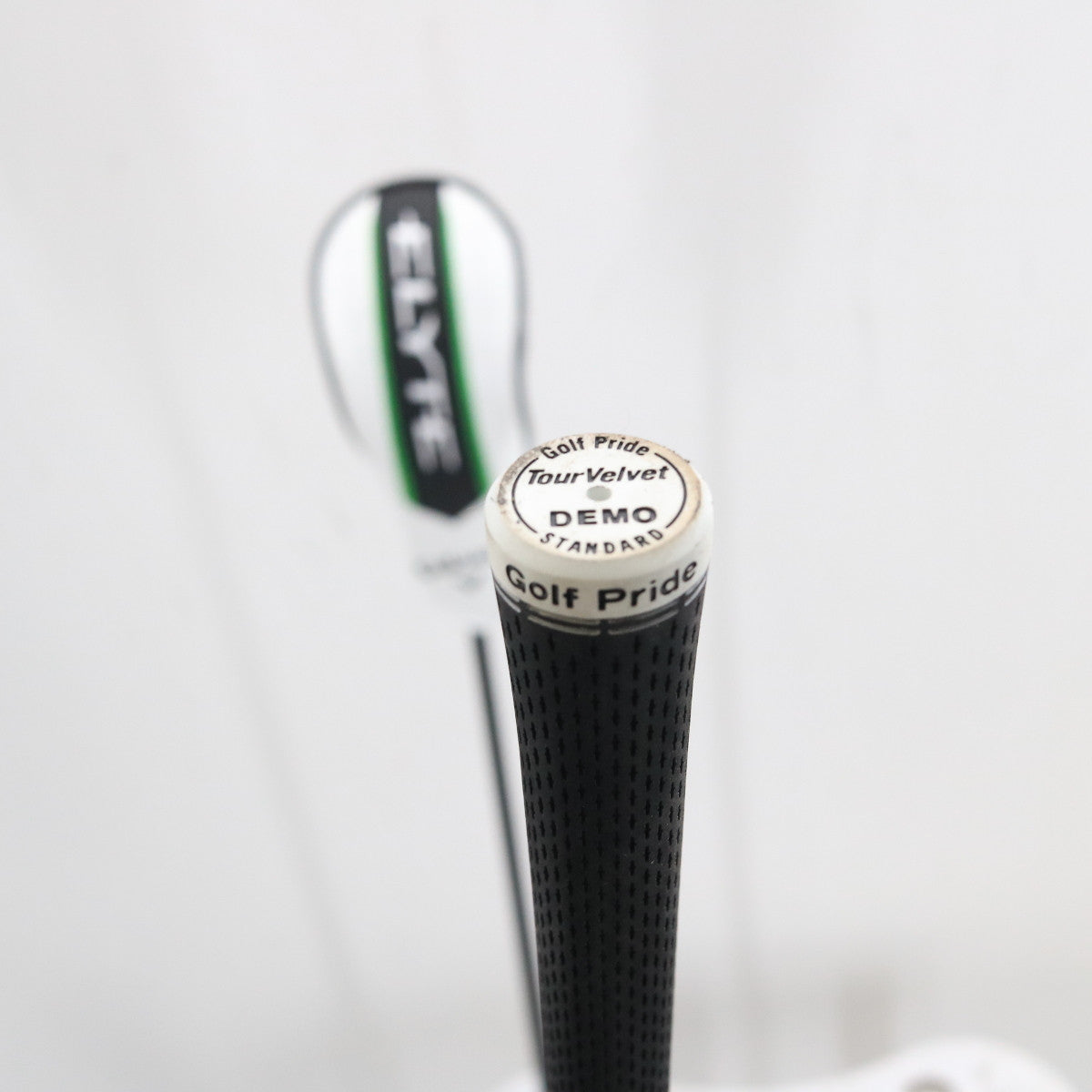 Callaway Elyte X 5 Hybrid 25 Deg Graphite Vanquish R2 Senior Right-Hand S-157753