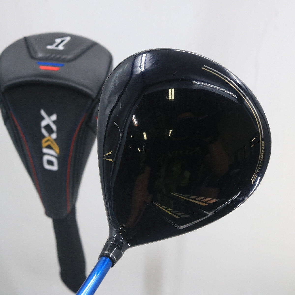 XXIO 13 Thirteen Driver 10.5 Degrees Graphite R Regular Right-Handed  S-159669