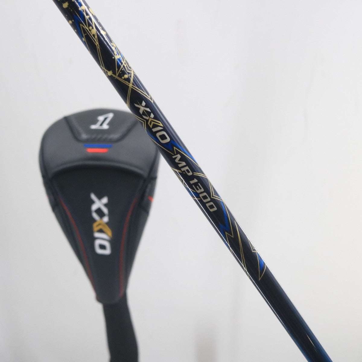 XXIO 13 Thirteen Driver 10.5 Degrees Graphite R Regular Right-Handed  S-159669