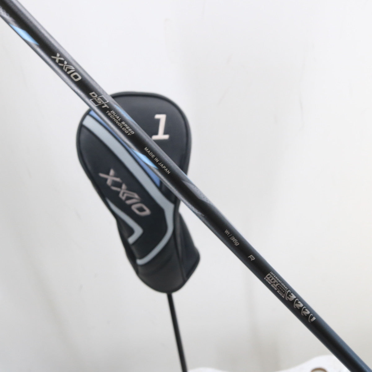 XXIO 14 Fourteen Driver 10.5 Deg Graphite MP-1400 R Regular Right-Hand S-160528