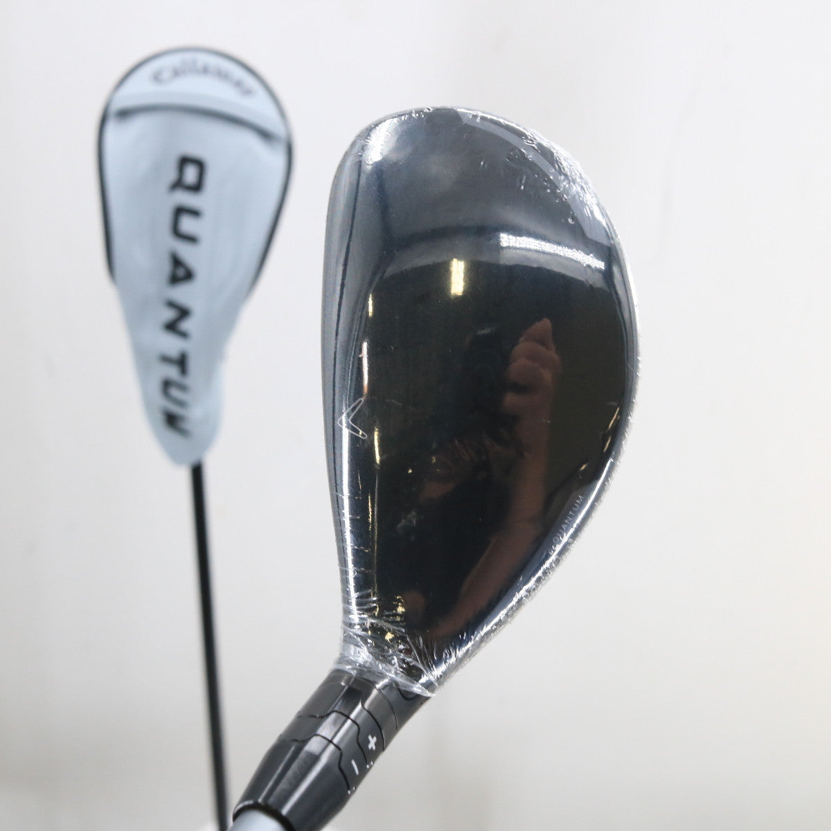 Callaway Quantum Max 4 Hybrid 21 Deg Graphite Denali Frost Regular RH S-160559