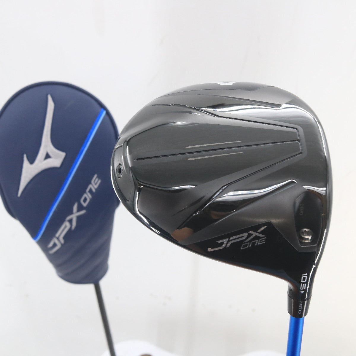 Mizuno JPX ONE Driver 10.5 Deg Graphite Denali 5.5 Regular RH Headcover S-161780