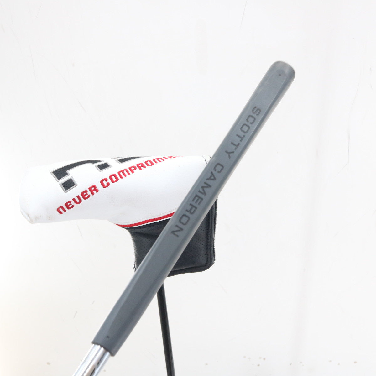 Never Compromise Reserve 1 NC Contrast Putter 34 Inches 34" Steel RH S-162754