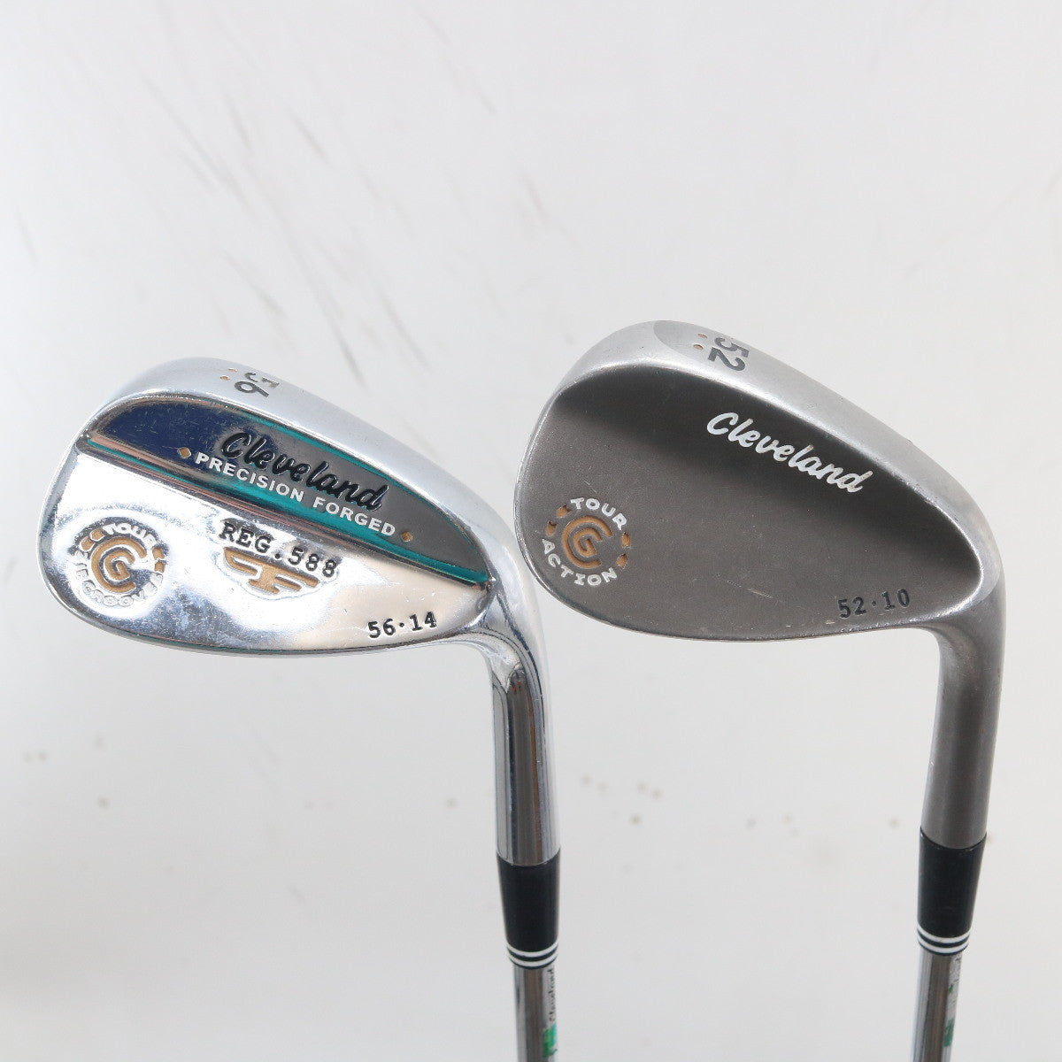 Cleveland Tour Action/588 Forged Chrome Wedge Set 52.10 & 56.14 Deg RH S-163584