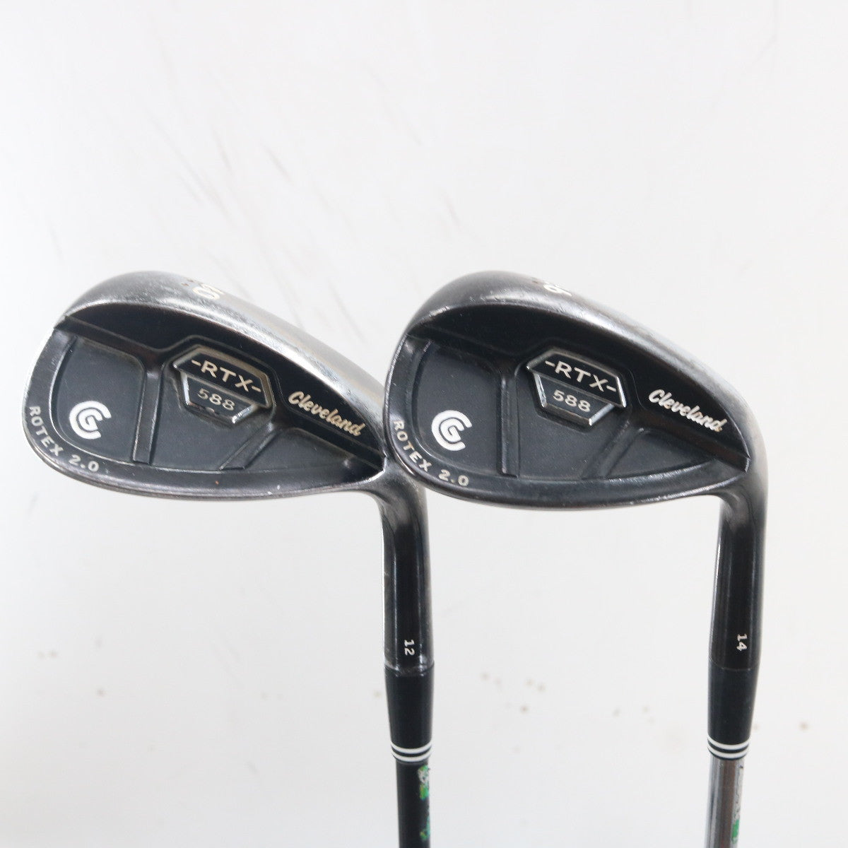 Cleveland 588 RTX 2.0 CB Black Satin Wedge Set 56.14 & 60.12 RH S-163591